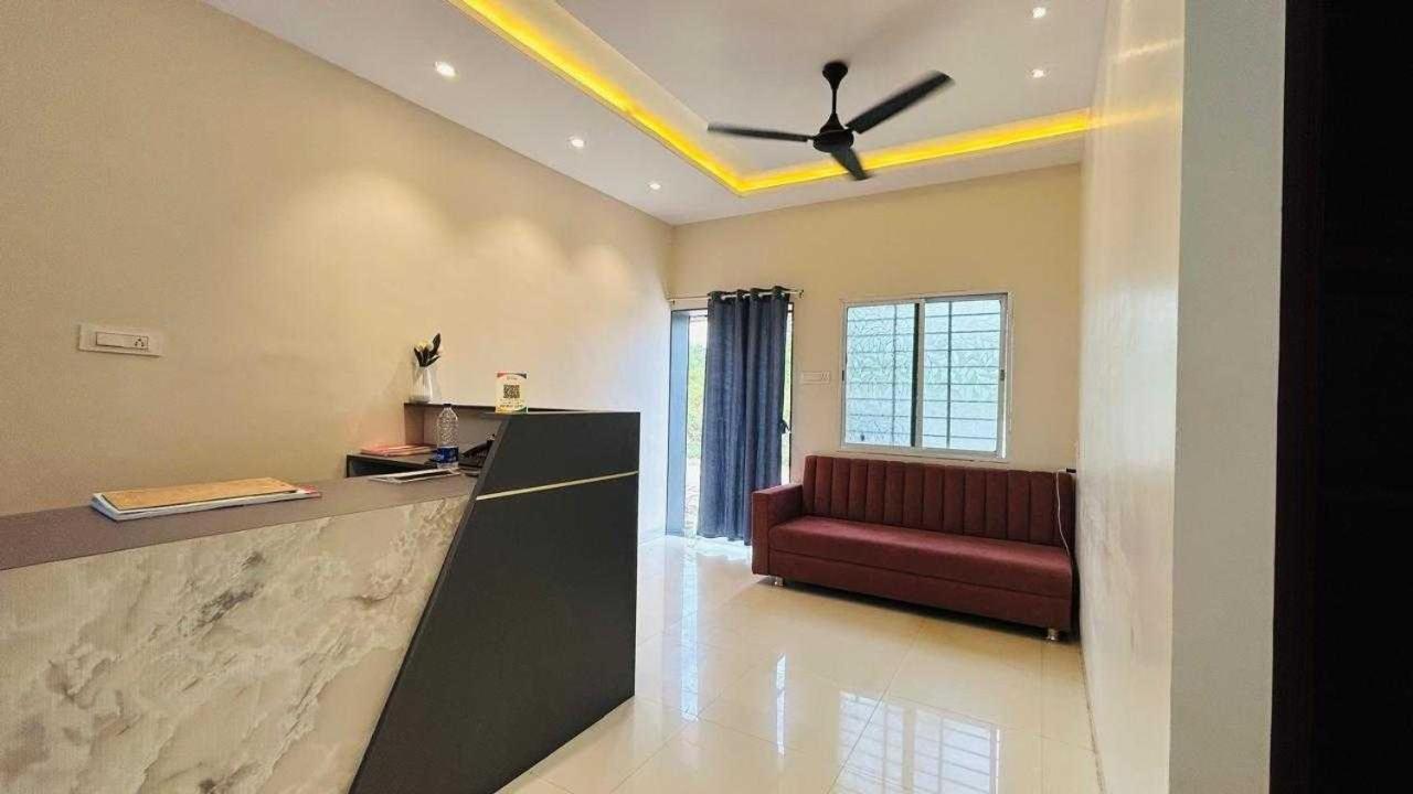 Oyo Hotel Elite Chandrapur Kültér fotó