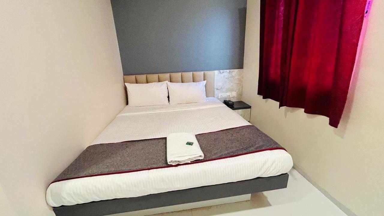 Oyo Hotel Elite Chandrapur Kültér fotó